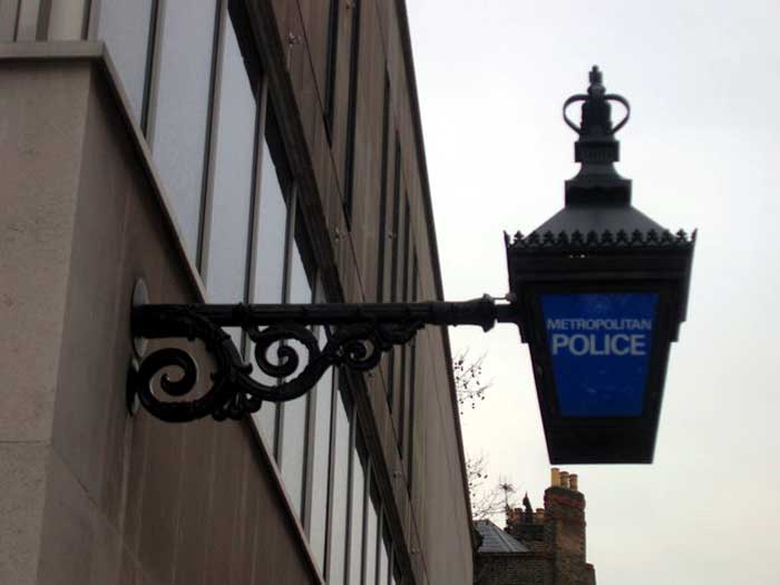 Metropolitan Police sign