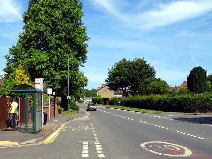 Bus stop and shelter on Wrotham Road