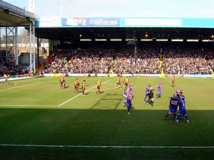 Crystal Palace players celebrate a goal
