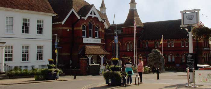 Curtis Museum